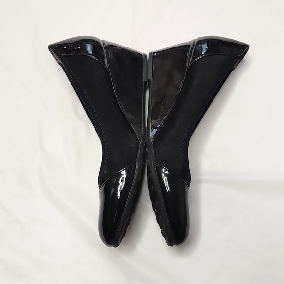 Life Stride Julianna Wedge Pump - Picture 7 of 10